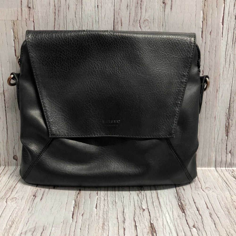 Matt & Natt Leather Crossbody